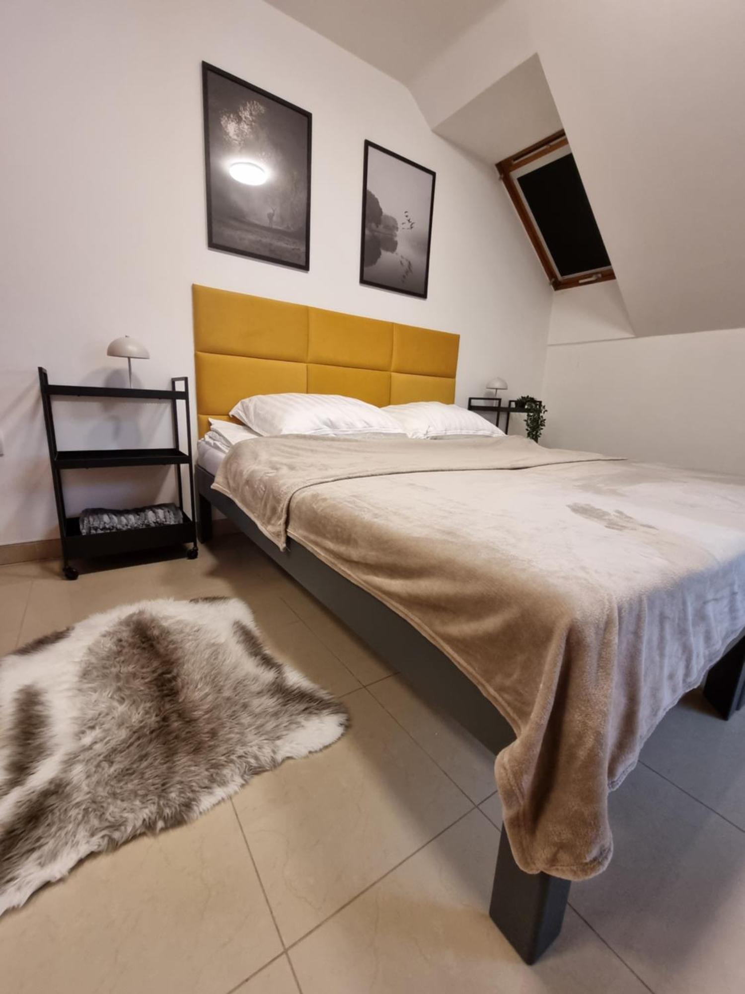 Nové Zámky Turecka 49 Apt 2 מראה חיצוני תמונה